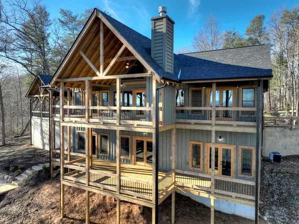 525 Mountain Rivers Ln, Mineral Bluff, GA 30559