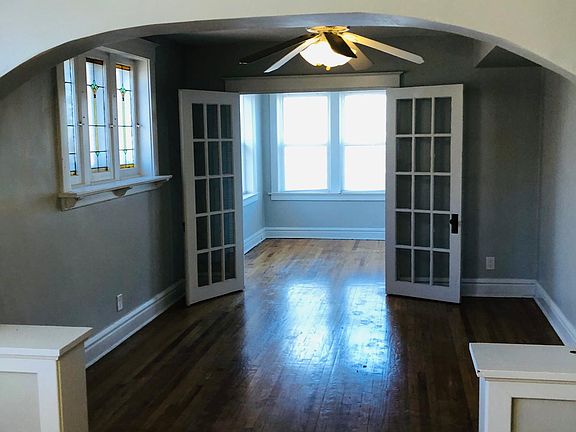 5th image of 4966 Odell St APT 2W