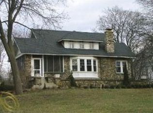 1525 S Milford Rd, Milford, MI 48381