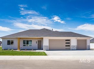 745 Sandy Point Dr, Payette, ID 83661