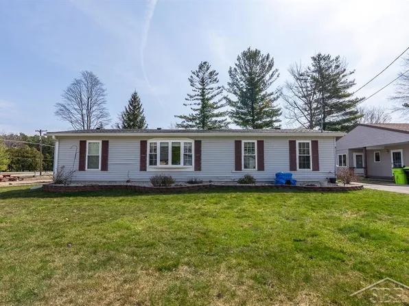 5261 Deer Ct, Beaverton, MI 48612