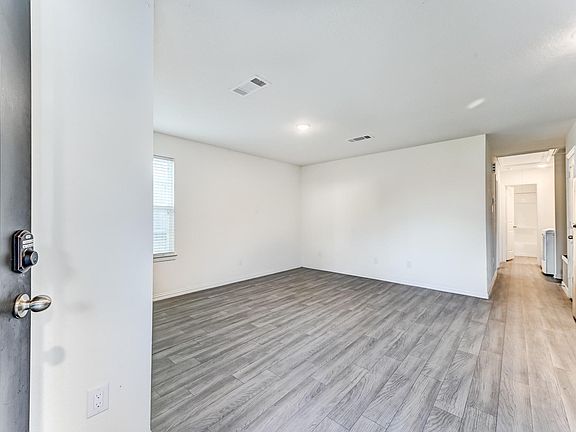 5th image of 7925 Way St