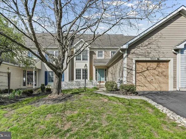 506 Dunbarton Ct, Chadds Ford, PA 19317