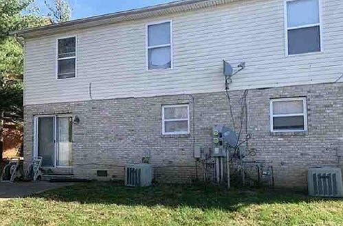 3rd image of 937 Cool Valley Dr