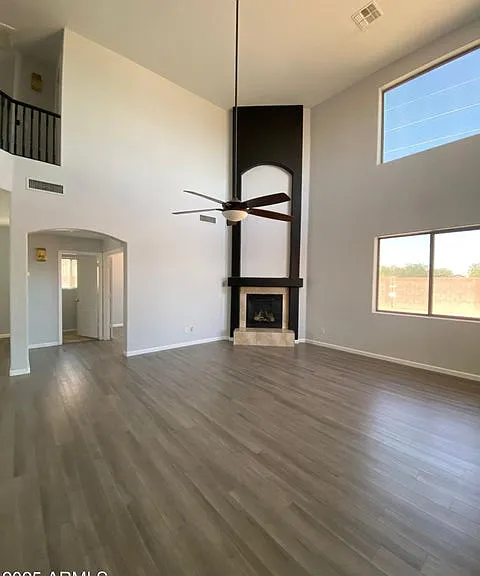 8402 S 48th Dr — Photo 5