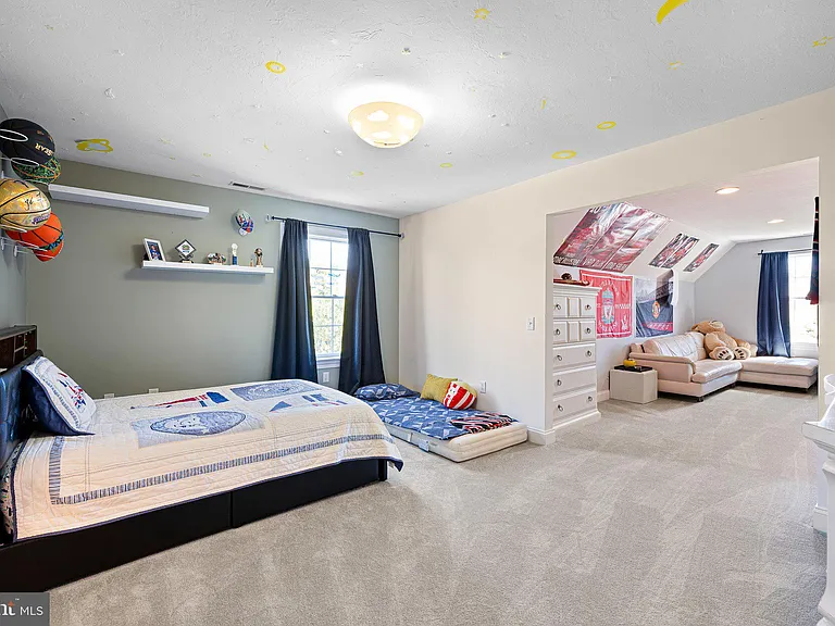 16346 Snook Ct — Photo 12