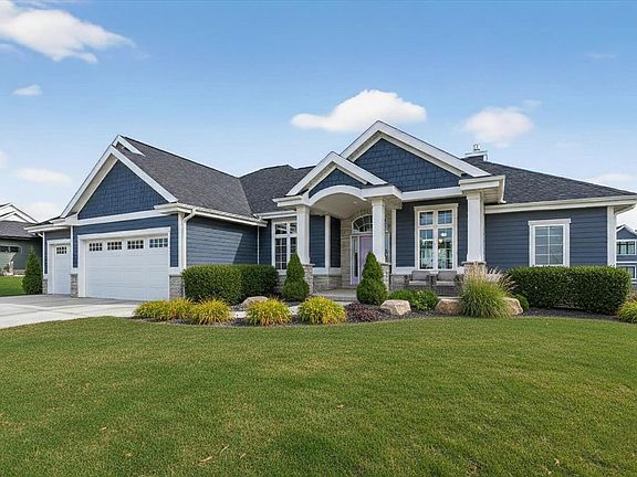 2nd image of 2012 Paris Lane