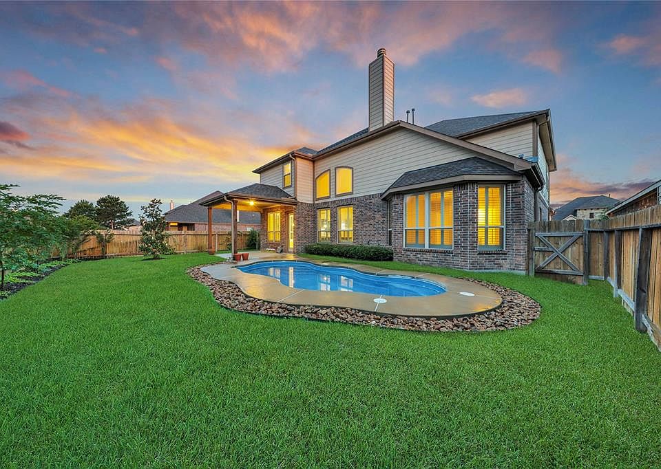 1st image of 21334 S Kings Mill Ln
