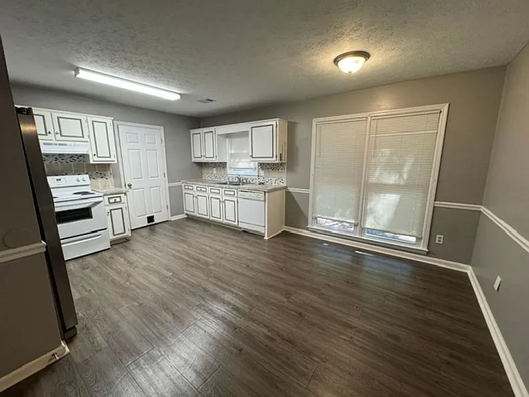 108 Wolverine Ct — Photo 5