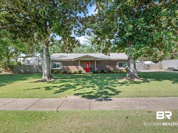 620 W Marigold Ave, Foley, AL 36535