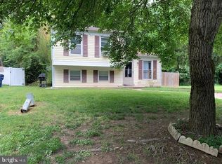 2465 Yarmouth Ct, Waldorf, MD 20602