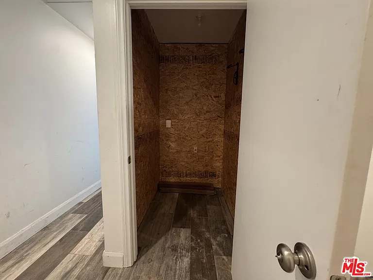 1601 Veteran Ave #101 — Photo 35
