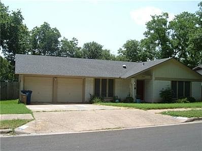 1st image of 9707 Oak Hollow Dr