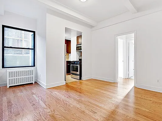 Rented by Cooper & Cooper Real Estate | media 14