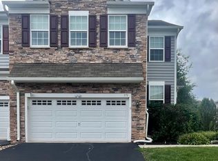 171 Fairfield Cir N, Royersford, PA 19468