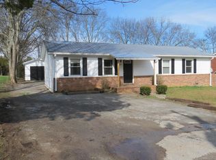 212 Decatur St, Shelbyville, TN 37160