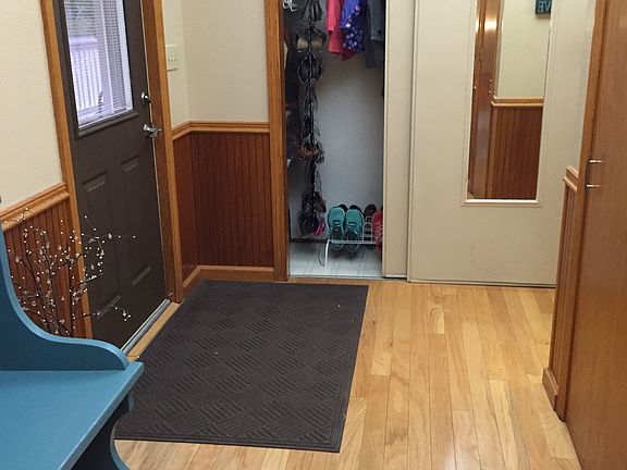 Entry way