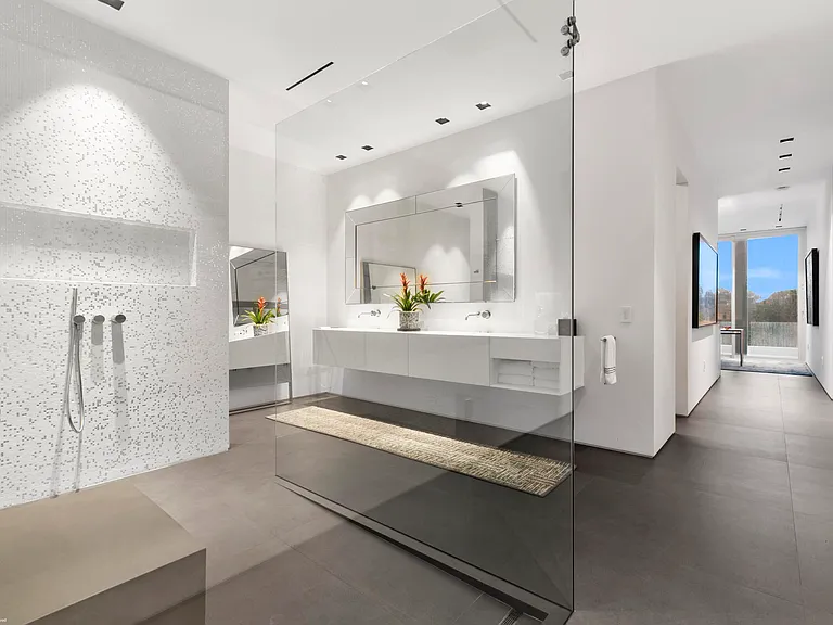 14844 Palmwood Rd — Photo 32