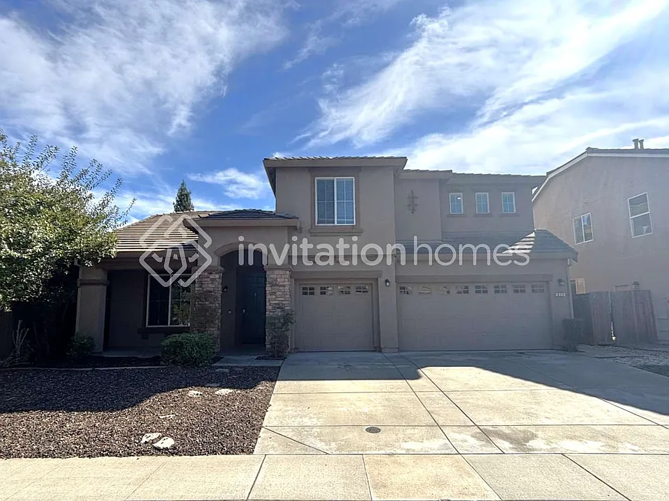 615 Whitfield Ln