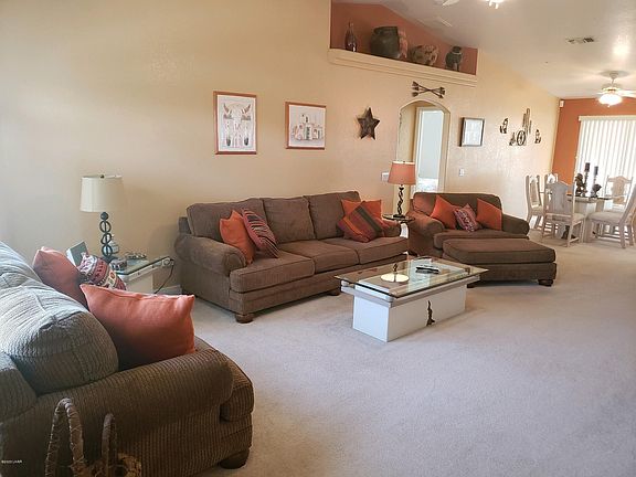 4th image of 2765 Bamboo Dr