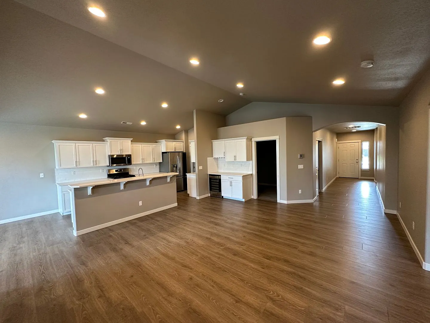 Spacious 3-Bed, 2-Bath Gem with Stylish Features — Photo 3