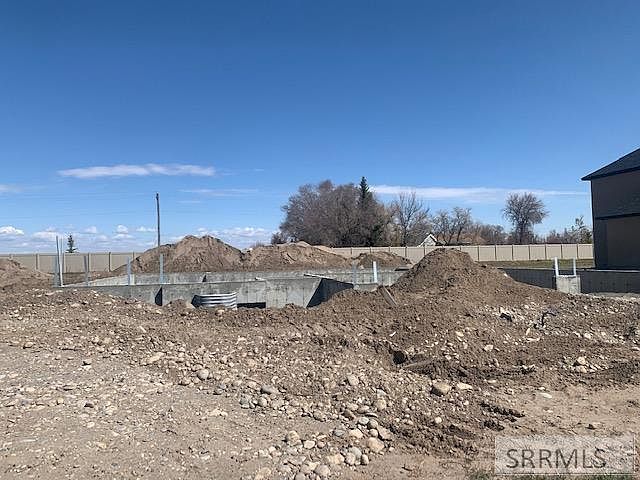 1st image of 2735 Spring Gulch Dr