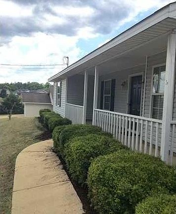 2nd image of 15883 Northwind Cir