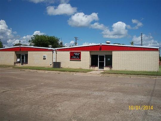 1st image of 120 S Avenue B