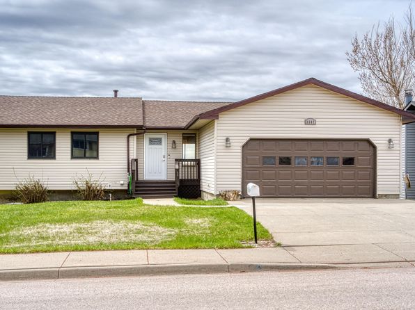3307 Foothills Blvd, Gillette, WY 82716