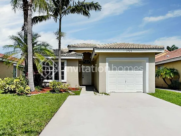 1928 SW 177th Ave, Hollywood, FL 33029
