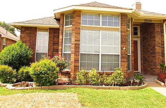 3rd image of 2610 Crosslands Dr