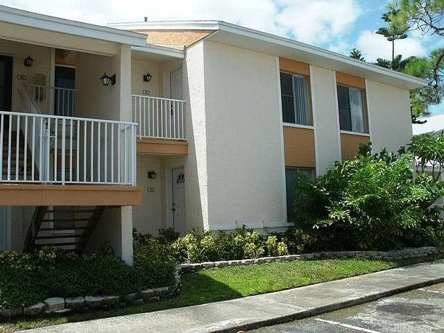 1st image of 783 99th Ave N APT 201