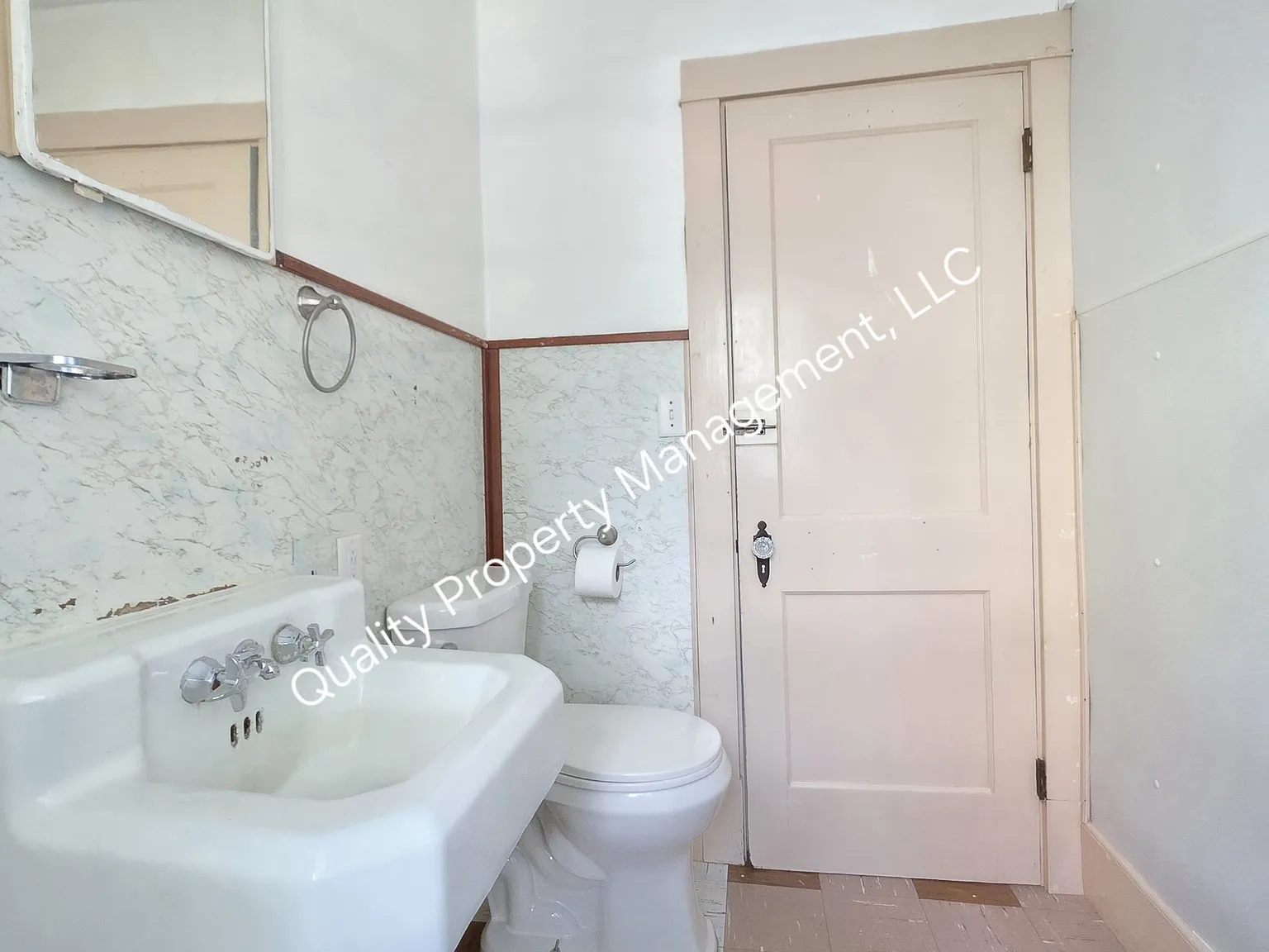 281 Wilson Street - 1 — Photo 2