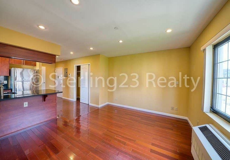 2nd image of 23-27 31st Rd #4002
