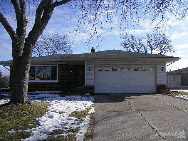  1383 Sq Ft 3 BR 1.5 BA