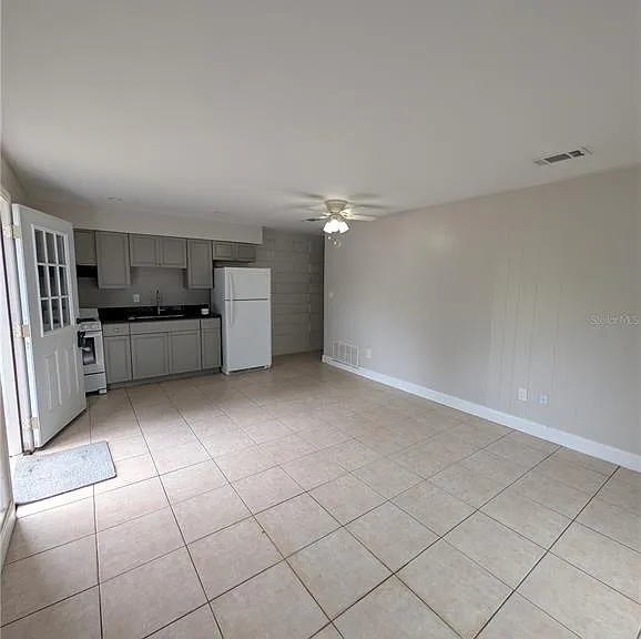 803 NW 40th Ave — Photo 4