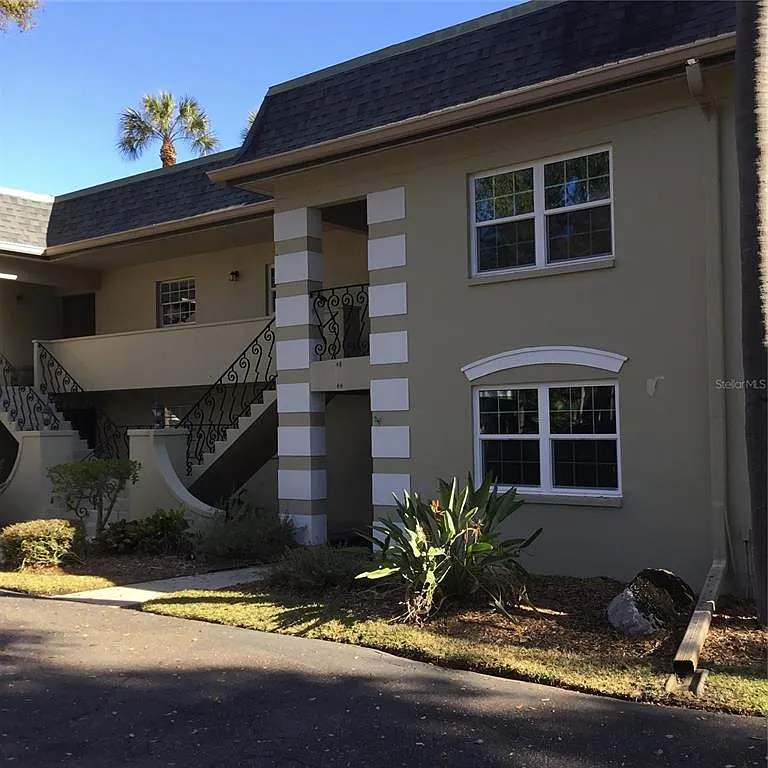 2 bed, 2.0 bath, 1278 sqft, $2,200 — Photo 2
