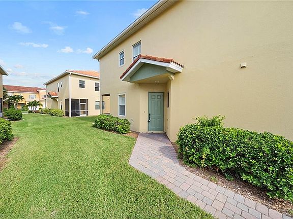 3rd image of 9836 Catena WAY #101