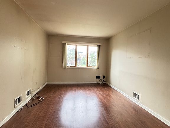 2nd image of 231 Cambridge Ave #1L