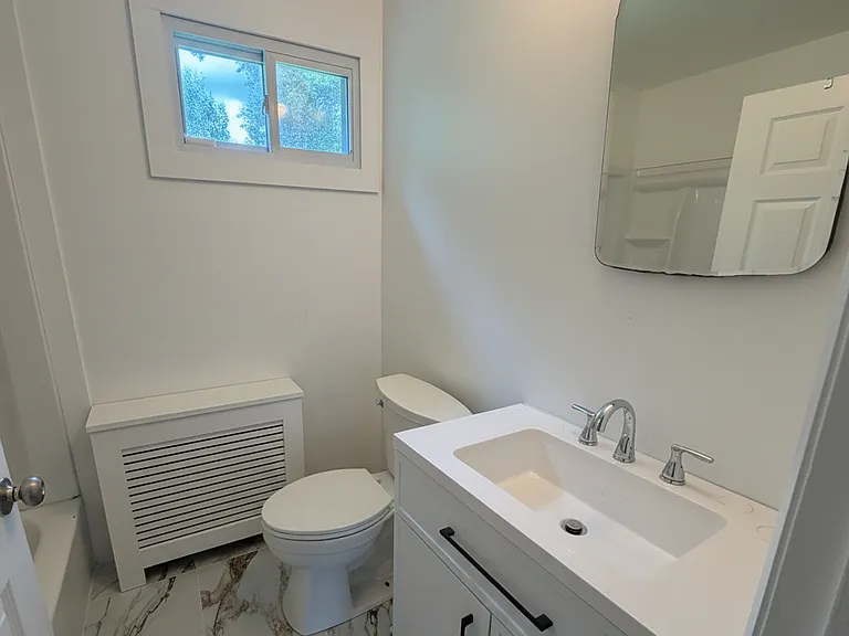 52-54 Carmel St — Photo 12