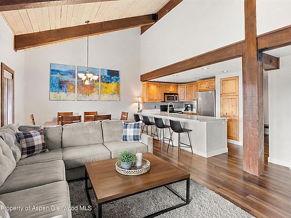 3rd image of 55 Upper Woodbridge Rd Suite I5