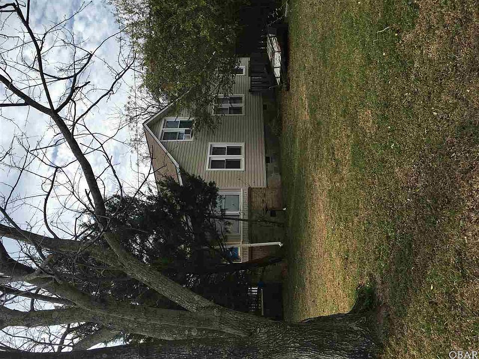 2nd image of 405 Fernando St