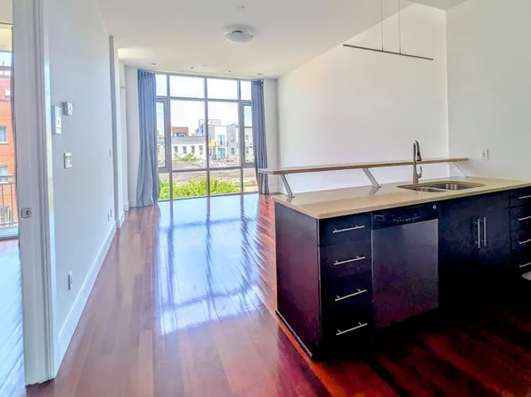 291 Devoe Street image 1 of 14