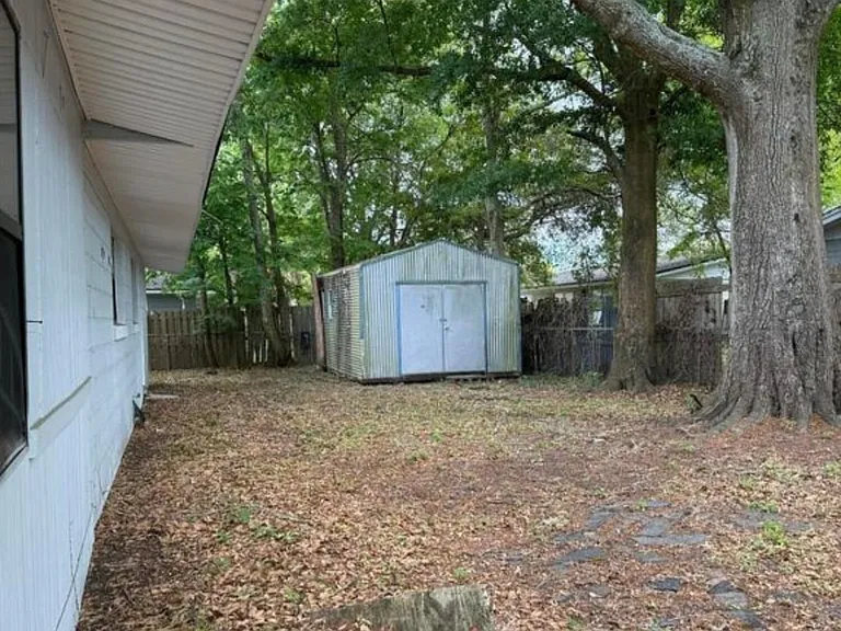 6528 Mitford Rd — Photo 12
