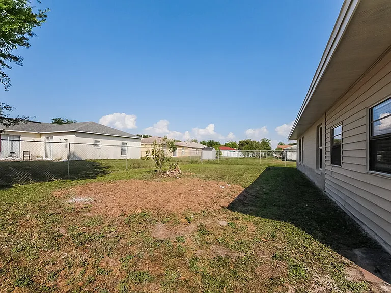 619 Heraldo Ct — Photo 16