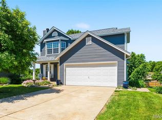 537 White Fence Dr, Wentzville, MO 63385