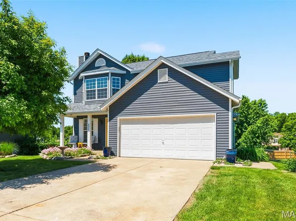 537 White Fence Dr, Wentzville, MO 63385