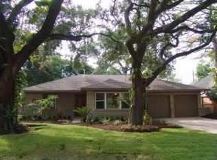 8522 Greenbush St, Houston, TX 77025