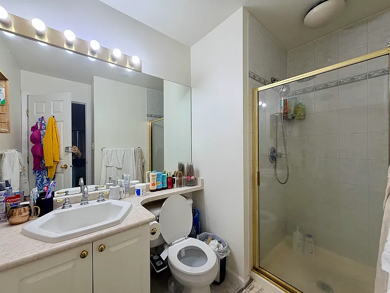 22771 Norton Ct — Photo 11