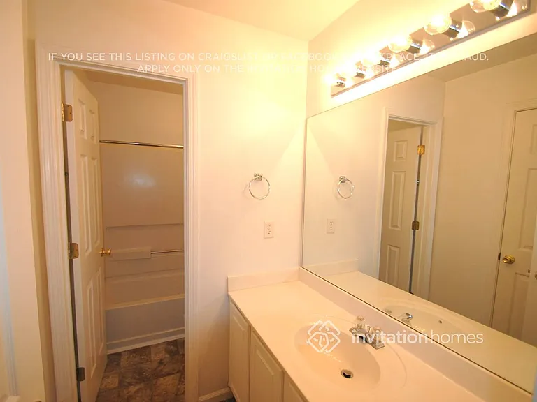 3740 Cranford Ct SW — Photo 11
